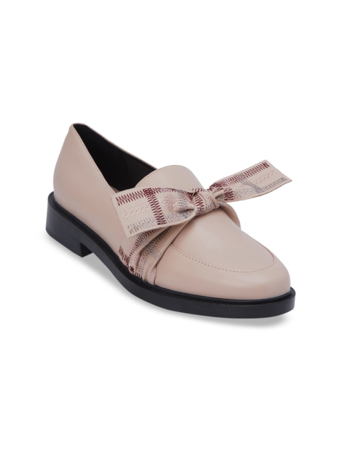 

CHARLES & KEITH Women Nude-Coloured Solid Ballerinas