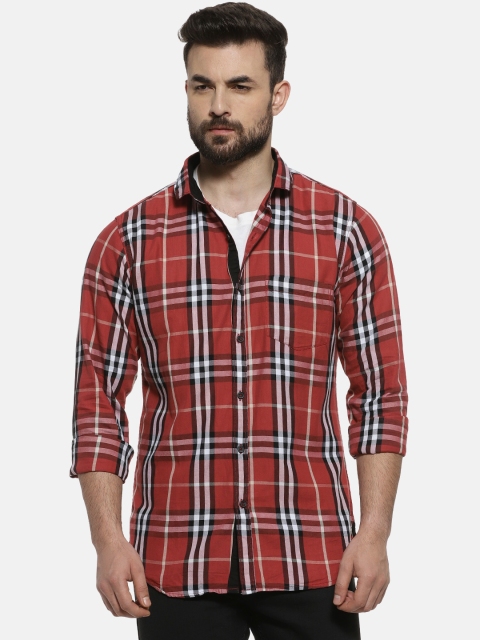 

Campus Sutra Men Maroon Regular Fit Checked Casual Shirt