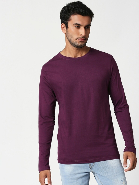 

Bewakoof Men Purple Printed Round Neck T-shirt