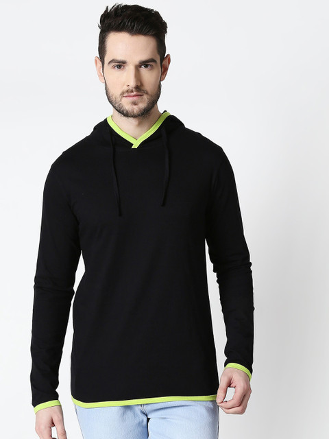 

Bewakoof Men Black Solid Hooded Sweatshirt