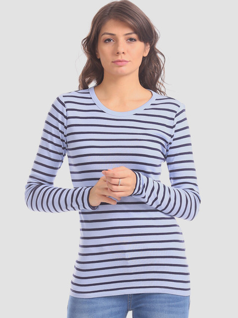 

GAP Women Blue Striped Round Neck T-shirt