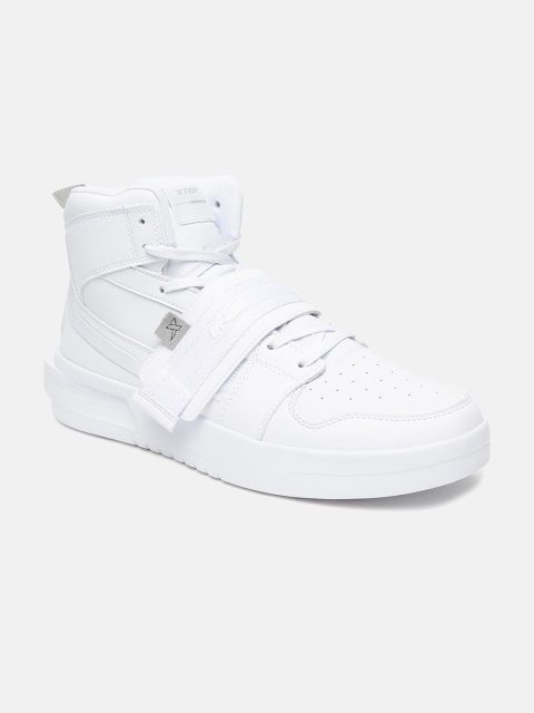

Xtep Men White Solid Synthetic Leather High-Top Flat Boots