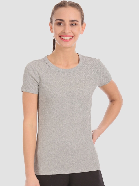 

GAP Women Grey Solid Round Neck T-shirt