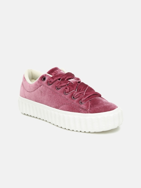 

Xtep Women Maroon Flatforms