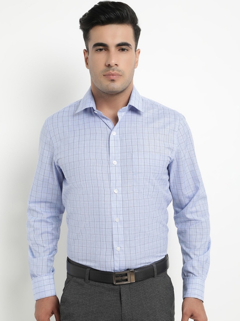 

COBB Men Blue Regular Fit Checked Formal Shirt