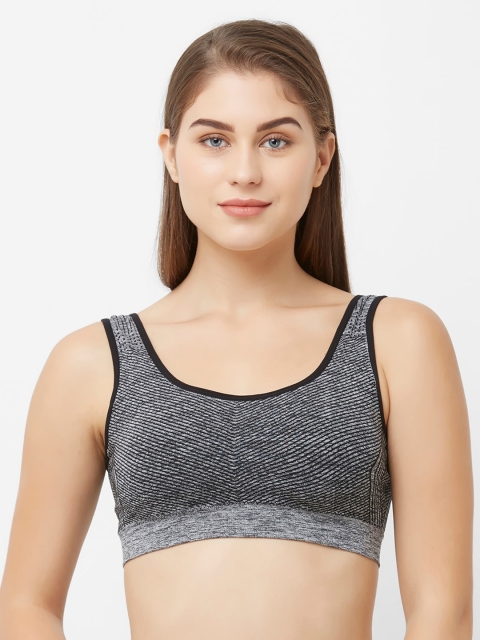 

FashionRack Black Solid Non-Wired Lightly Padded Sports Bra F1535