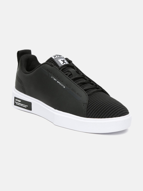 

Xtep Women Black Solid Sneakers