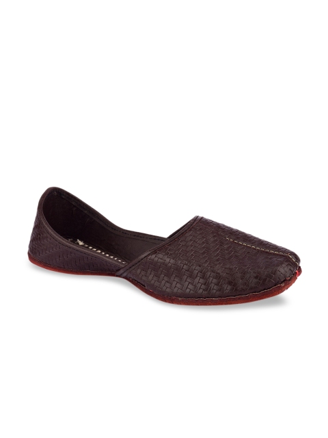 

DESI COLOUR Men Coffee Brown Woven Design Leather Mojaris