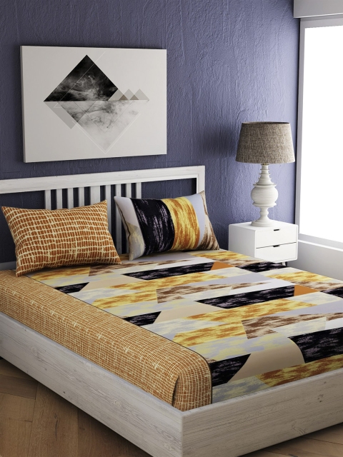 

EverHOME Beige & Pink Geometric 144 TC Cotton 1 King Bedsheet with 2 Pillow Covers