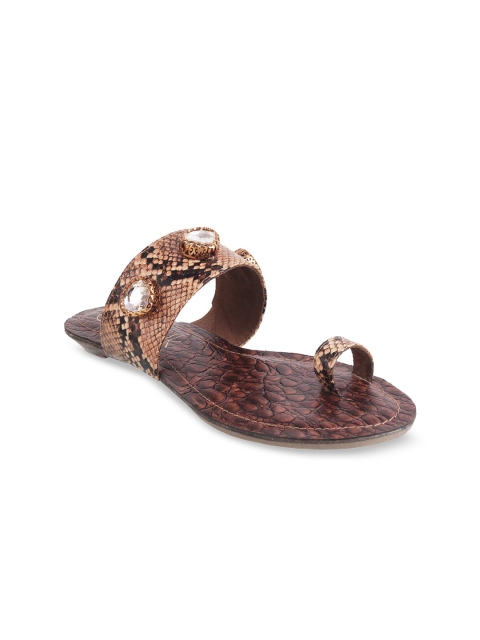 

Catwalk Women Brown Textured Open Toe Flats