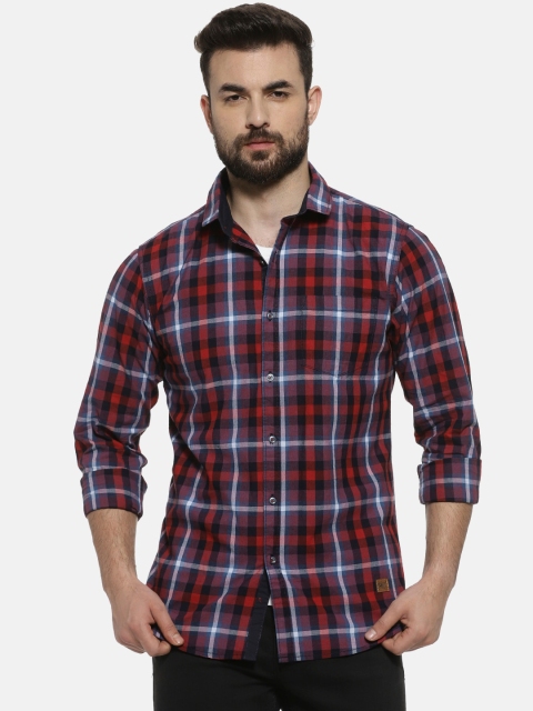 

Campus Sutra Men Red & Black Regular Fit Checked Casual Shirt