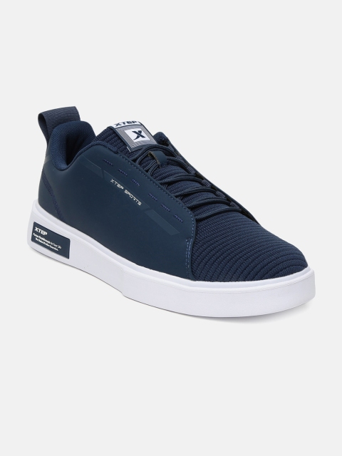 

Xtep Men Blue Solid Sneakers