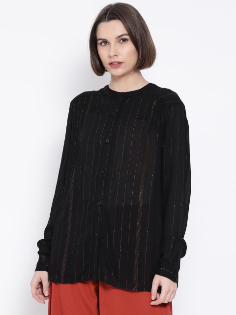 

Oxolloxo Women Black & Gold-Toned Regular Fit Striped Casual Shirt