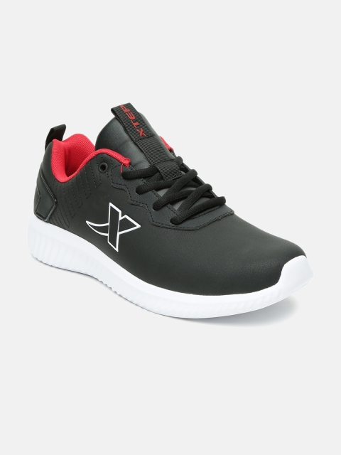 

Xtep Men Black & White Lightweight Sneakers