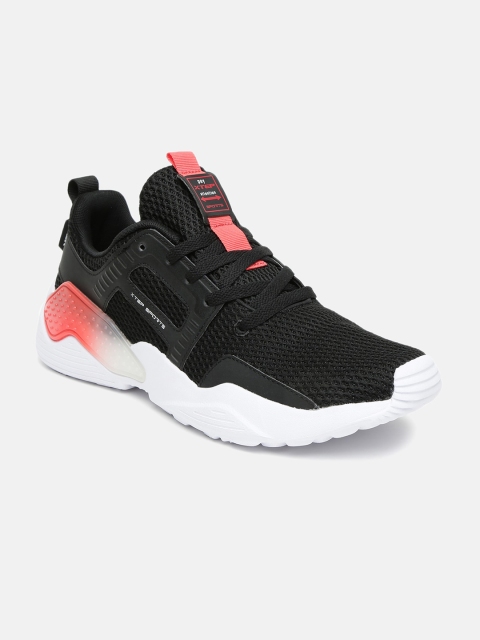 

Xtep Men Black & Orange Colourblocked Sneakers
