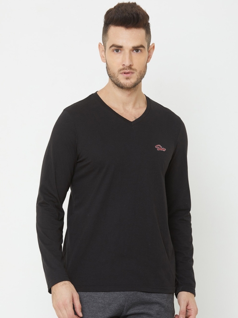 

Sweet Dreams Men Black Solid V-Neck T-shirt