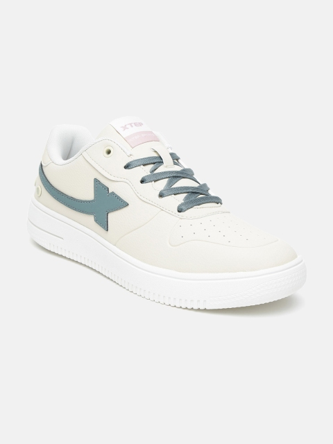 

Xtep Women Cream & Green Colourblocked Skateboarding Sneakers