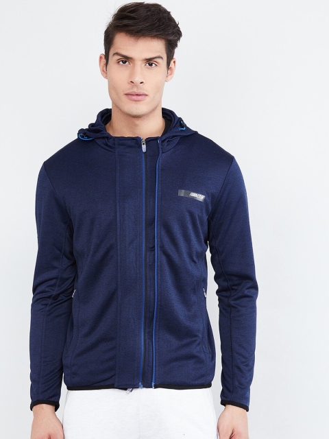 

max Men Black Solid Hooded Sweatshirt