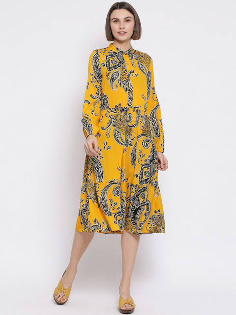 

Oxolloxo Women Yellow Printed Fit and Flare Dress