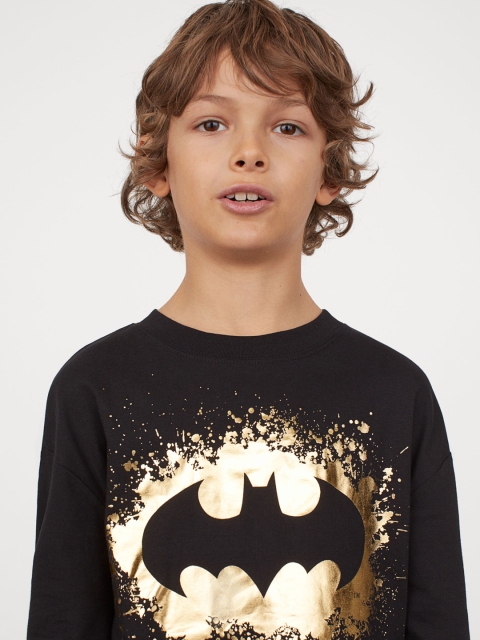 

H&M Boys Black Printed Jersey Sweatshirts