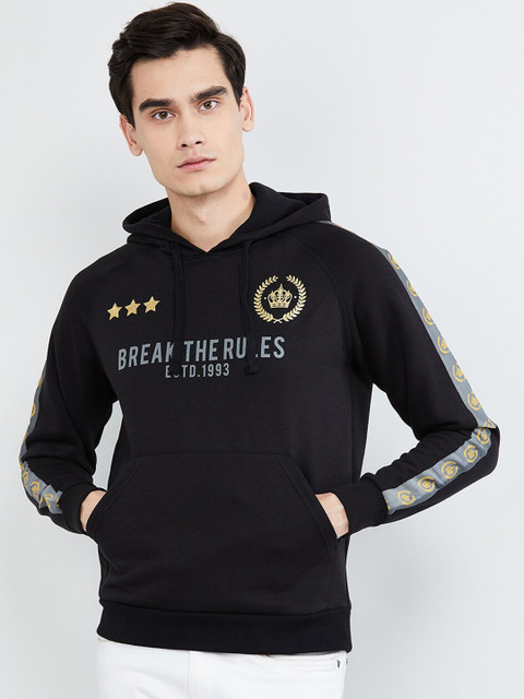 

max Men Black Printed Hooded Sweatshirt