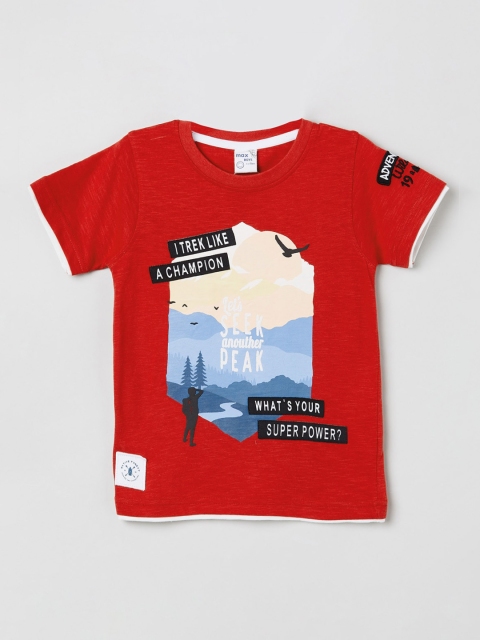 

max Boys Red & White Printed Round Neck T-shirt