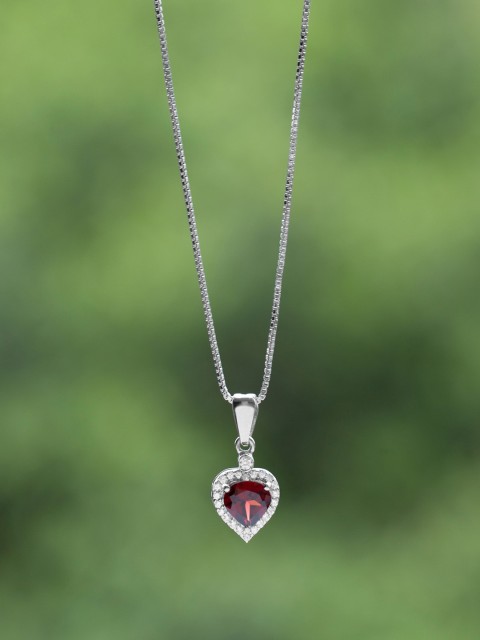 

Bigsmall 925 Sterling Silver Red Garnet Studded Handcrafted Pendant With Chain