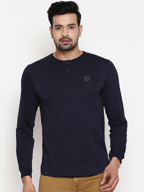 

Killer Men Navy Blue Solid Henley Neck T-shirt