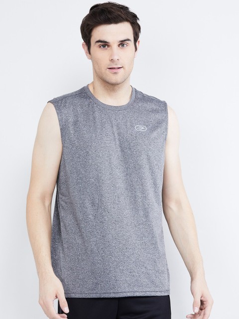 

max Men Grey Melange Self Design Round Neck T-shirt