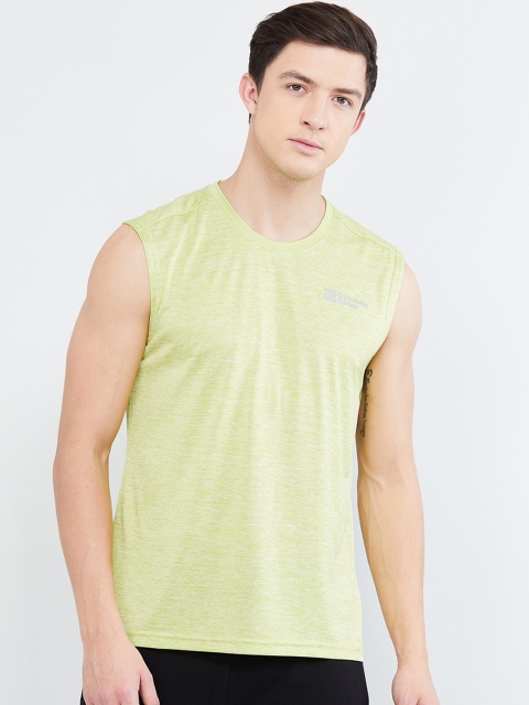 

max Men Lime Green Solid Round Neck T-shirt