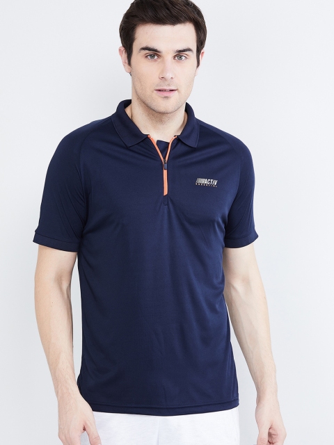 

max Men Blue Solid Polo Collar T-shirt