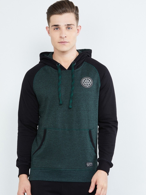

max Men Teal & Black Solid Hooded Sweatshirt