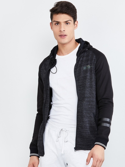

max Men Grey Solid Hooded Sweatshirt