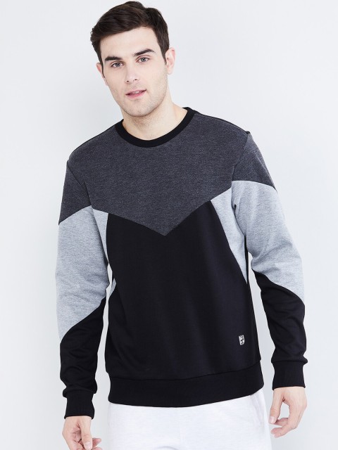 

max Men Black & Grey Colourblocked Sweatshirt