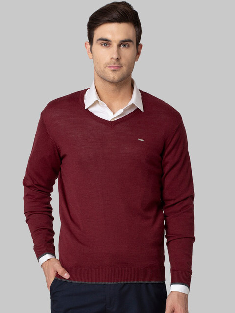 

Park Avenue Men Red Solid Pullover Sweater