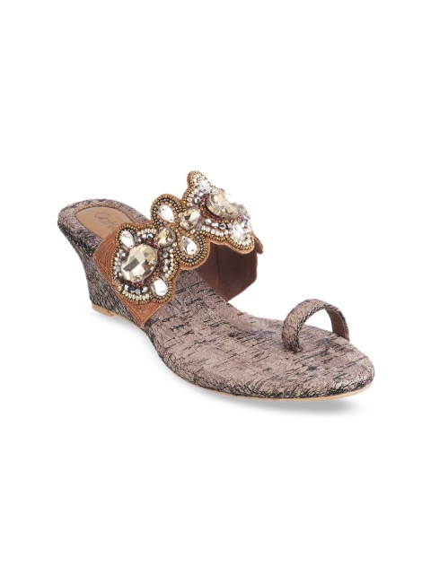 

Catwalk Women Bronze-Toned Embellished Heels