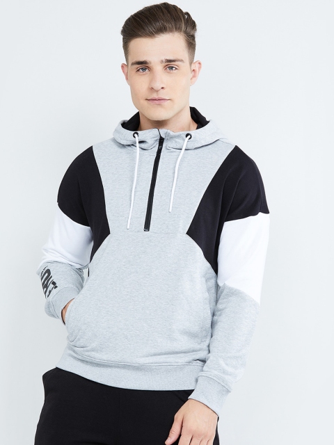 

max Men Grey Melange & Black Colourblocked Hooded Sweatshirt