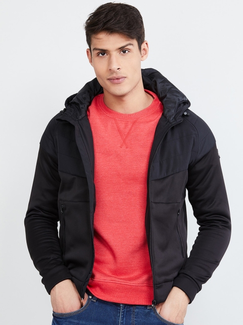 

max Men Black Solid Hooded Sweatshirt