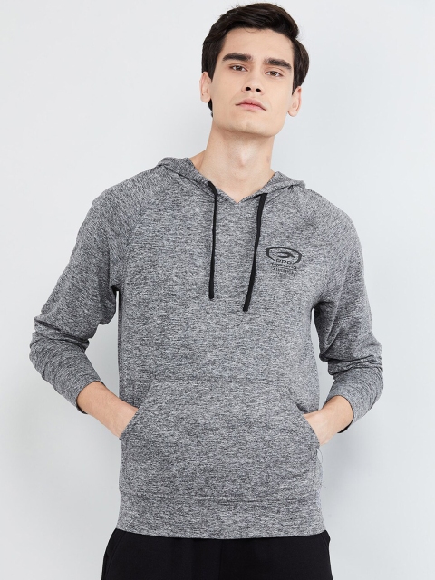 

max Men Grey Solid Hooded Sweatshirt