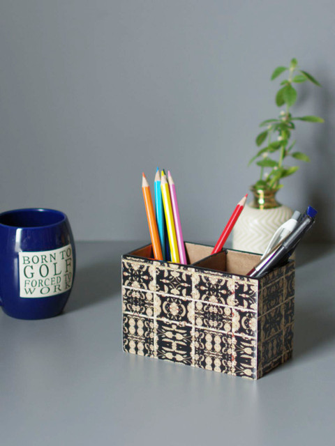 

nestroots Black & Beige Ethnic Print Cutlery Holder
