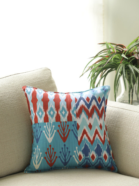 

BLUE BOAT Blue & Off-White Single Geometric Square Cushion Cover