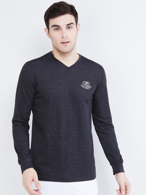 

max Men Charcoal Grey Solid V-Neck T-shirt