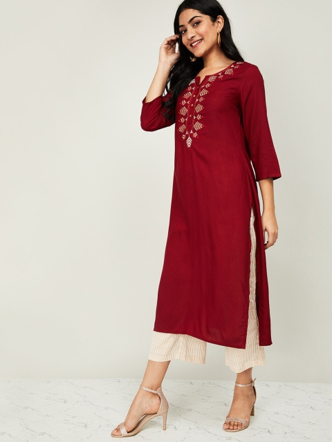 

Melange by Lifestyle Women Maroon & Beige Yoke Design Kurta with Trousers