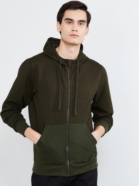

max Men Olive Green Solid Hooded Sweatshirt