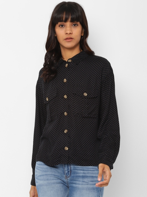 

AMERICAN EAGLE OUTFITTERS Women Black & Beige Regular Fit Printed Casual Shirt