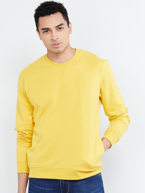 

max Men Yellow Solid Sweatshirt