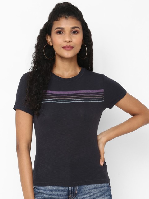 

AMERICAN EAGLE OUTFITTERS Women Black Striped Round Neck T-shirt