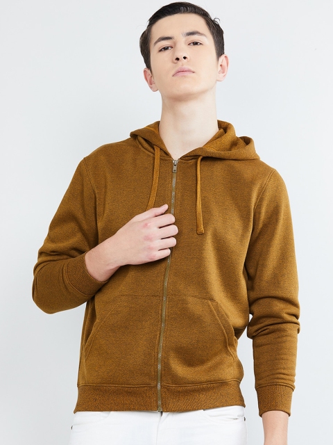 

max Men Brown Solid Hooded Sweatshirt