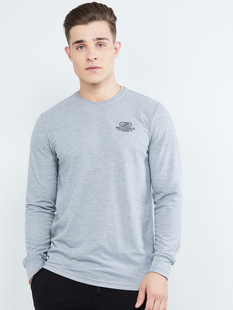 

max Men Grey Melange Solid Round Neck T-shirt