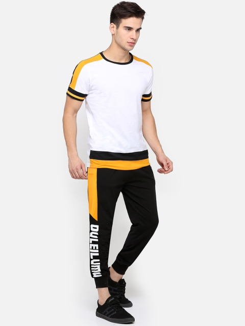 

Maniac Men White & Black Colourblocked Slim-Fit Tracksuit